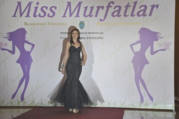 Eveniment monden, la Murfatlar: concurs de miss, organizat de Cojocaru cu premii de la Botezatu!